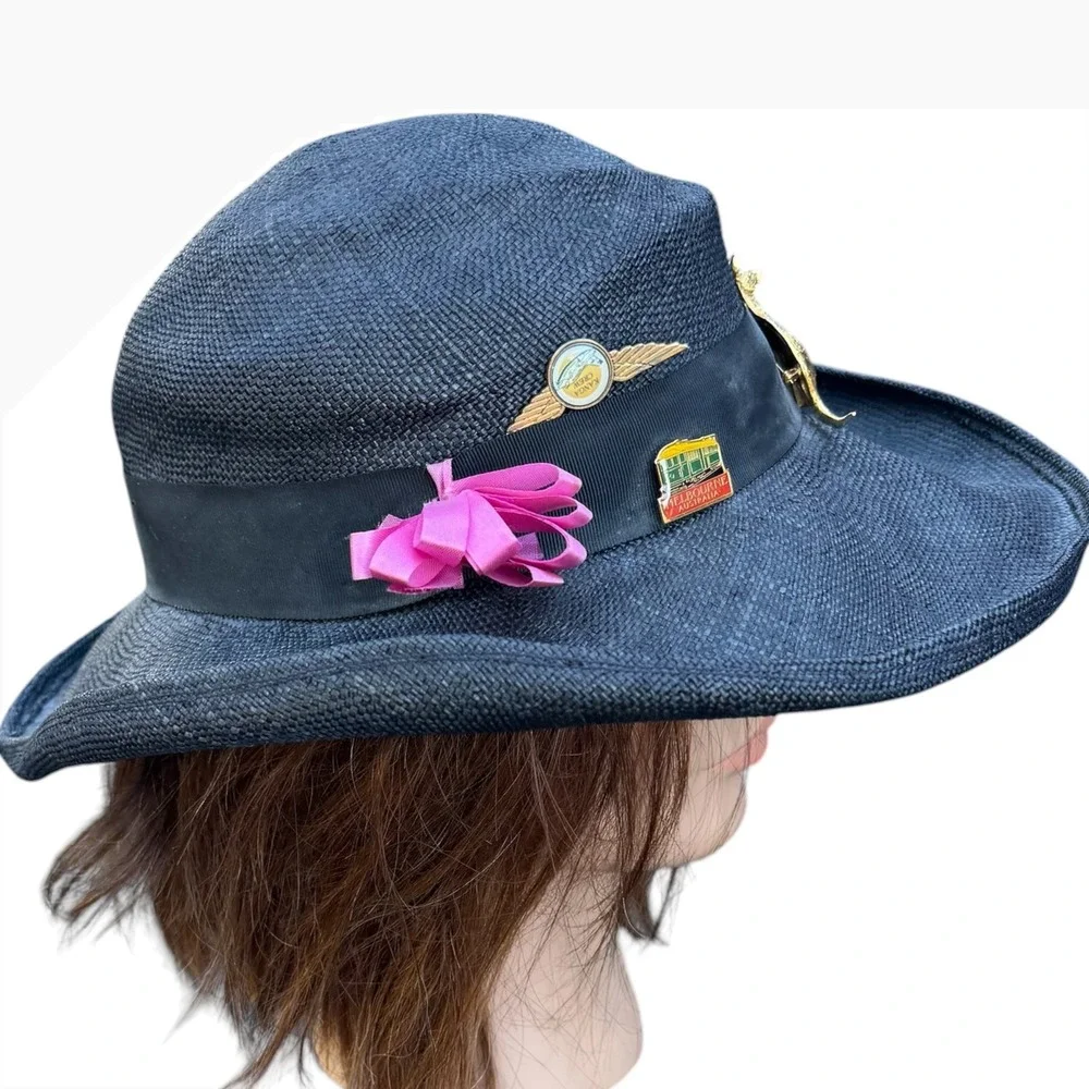 N/A blue woven